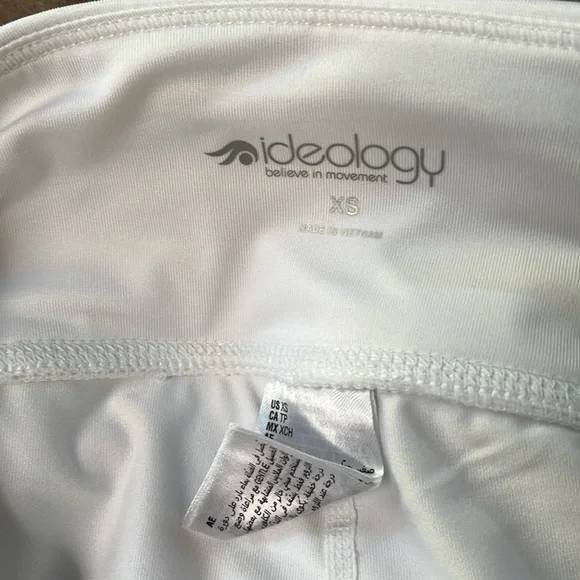 Ideology Skorts Blue and White Ruffled Resort Wear - Lot of 2 - Picture 4 of 4